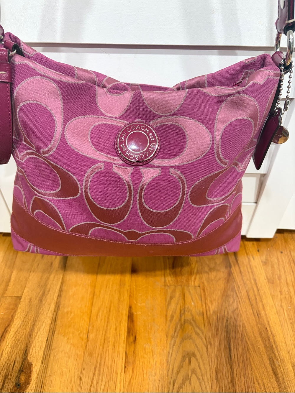 Coach F19450 SV/FuchsiaOutline C' Canvas Sat-File /Crossbody + A GIFT 🎁